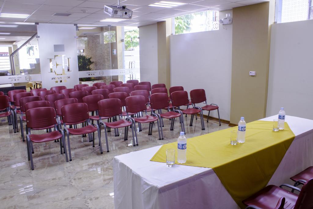 Hotel Europa Ікітос Екстер'єр фото