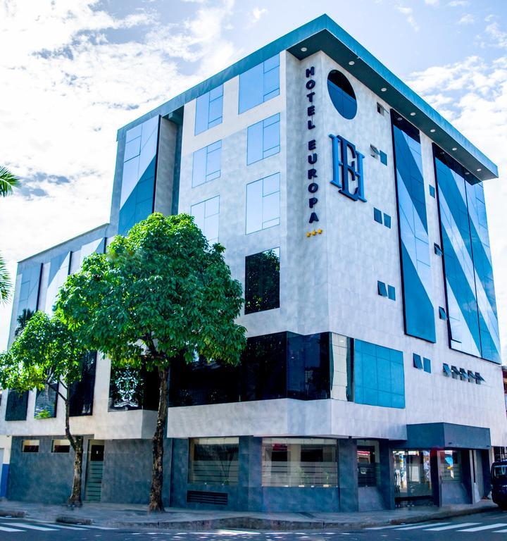 Hotel Europa Ікітос Екстер'єр фото